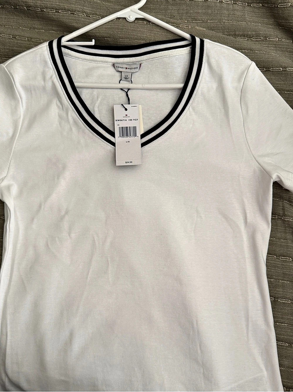 Tommy Hilfiger V-Neck Rib Trim T-Shirt Striped V-Neck Tee in White & Black Size